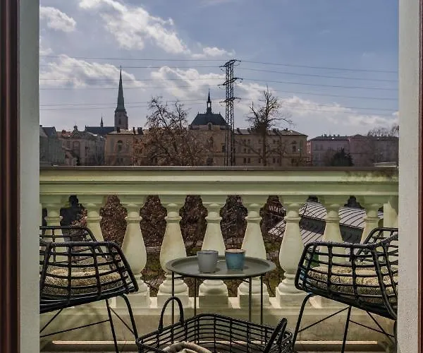 Riverside Готель 4*