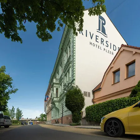 Hotel Riverside 4*